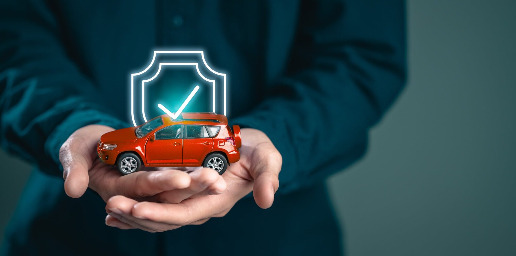 Top Security Tips | Protect Your Home and Business Today 24/7 Locksmiths A parked vehicle with visible security features, representing vehicle security solutions.